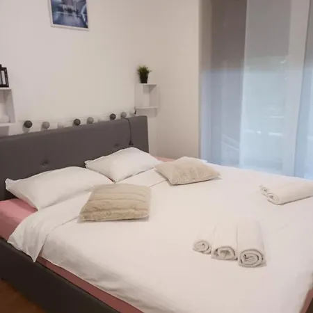 Gajeva Rooms - Stockholm apartment Virovitica Exteriör bild